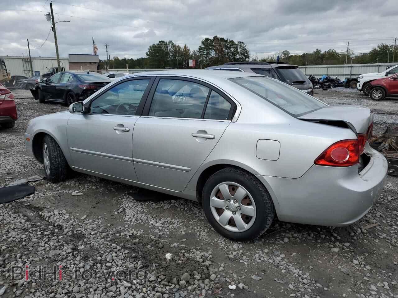 2008 KIA OPTIMA - VIN: KNAGE123685169089 - Фото 2