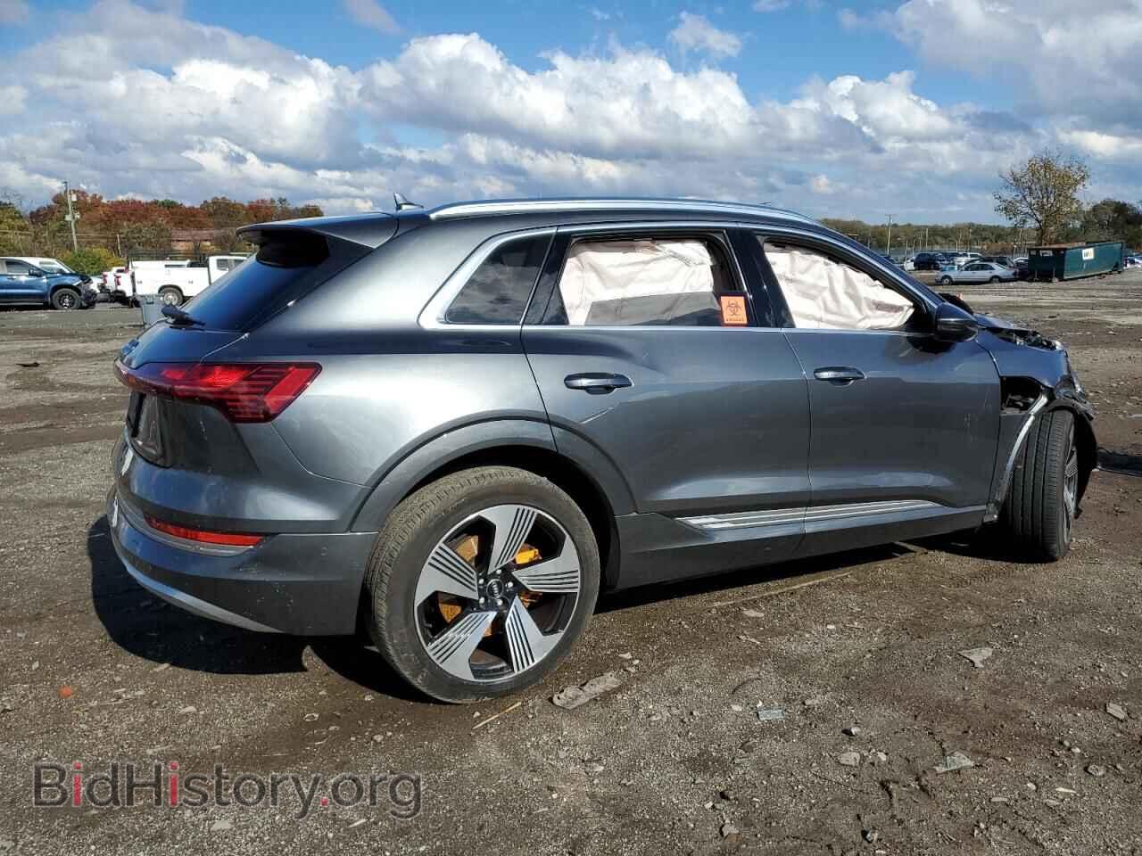 2019 AUDI E-TRON - VIN: WA1VAAGE2KB006605 - Фото 3