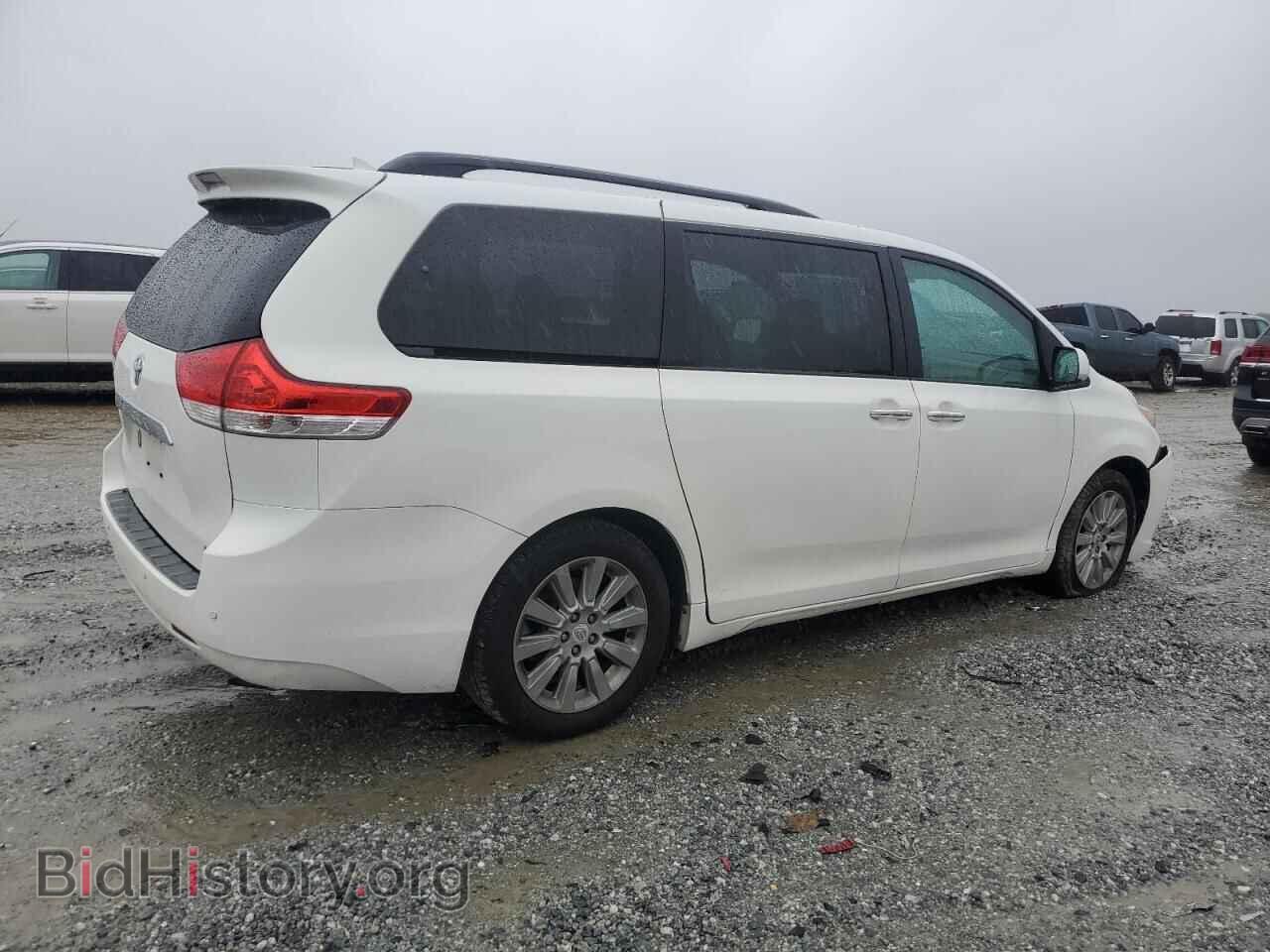 2011 TOYOTA All Models - VIN: 5TDDK3DC6BS024496 - Фото 3