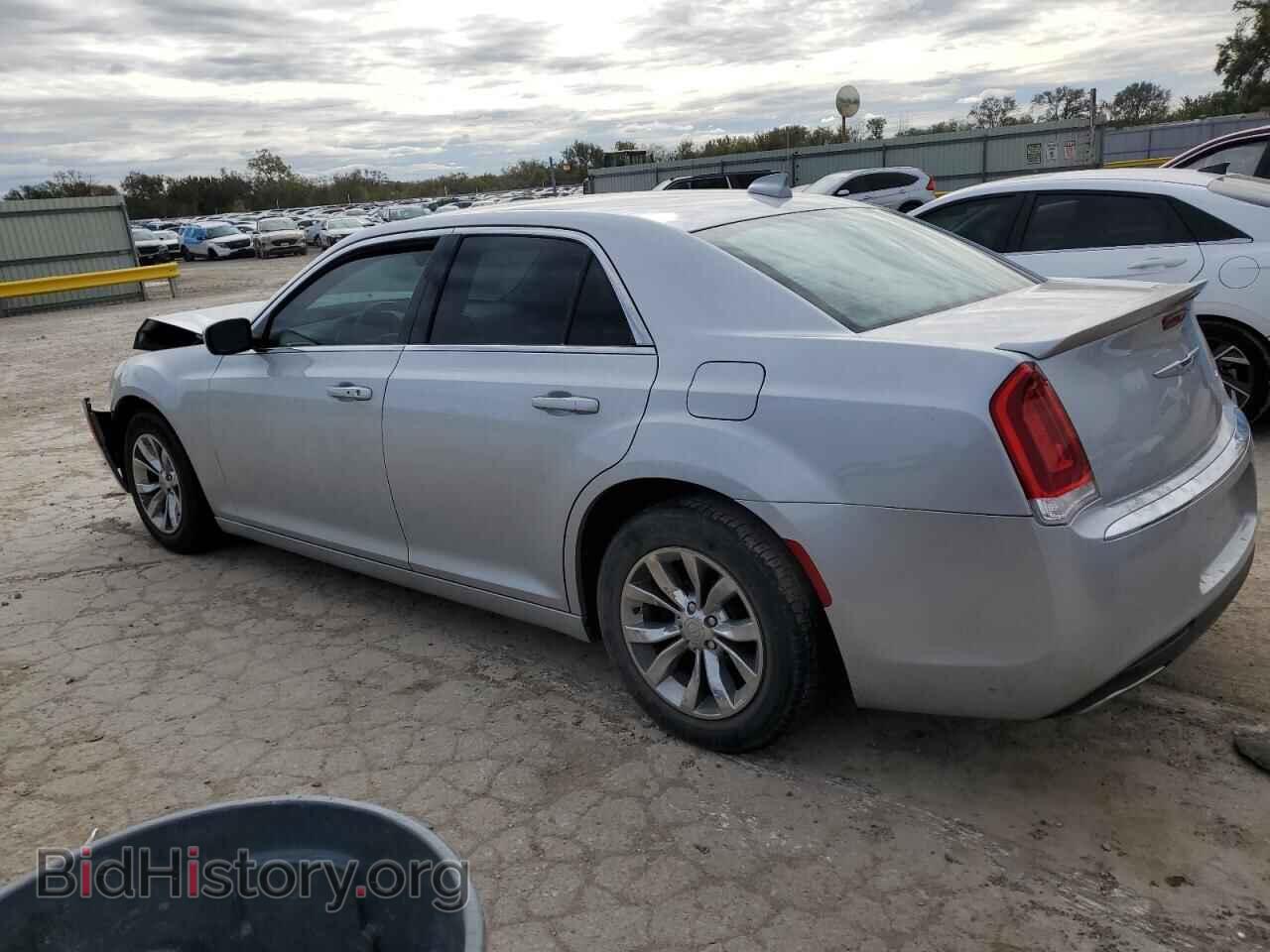 2021 CHRYSLER 300 - VIN: 2C3CCAAG8MH516232 - Фото 2
