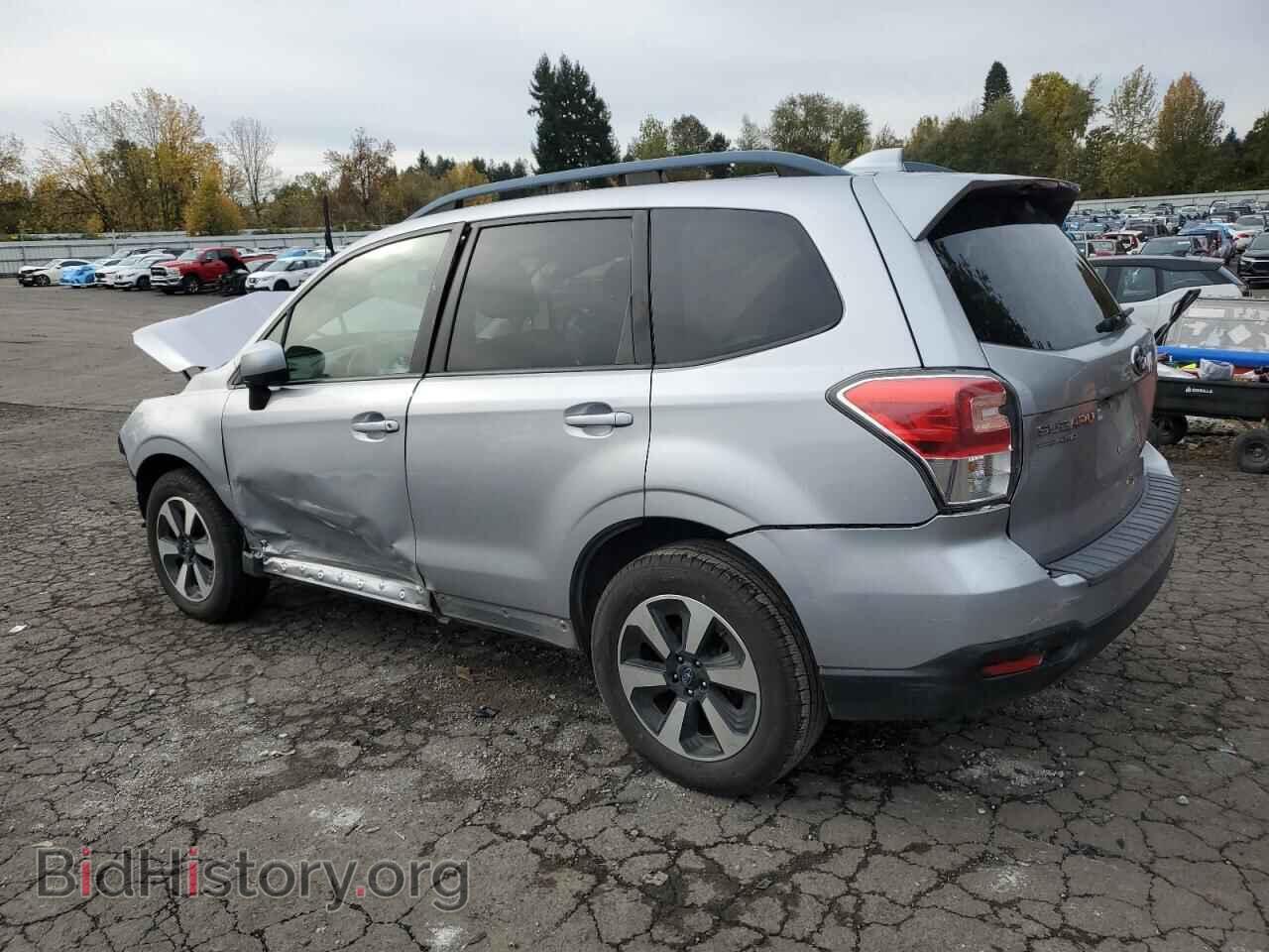 2017 SUBARU FORESTER - VIN: JF2SJAEC2HH415639 - Фото 2