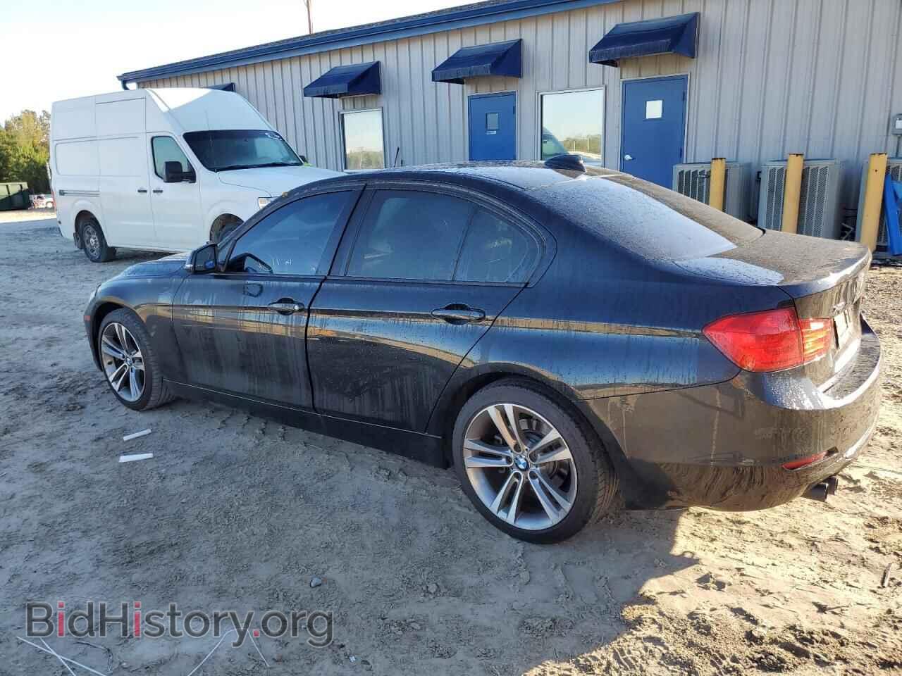 2013 BMW 3 SERIES - VIN: WBA3B5C58DF598723 - Фото 2