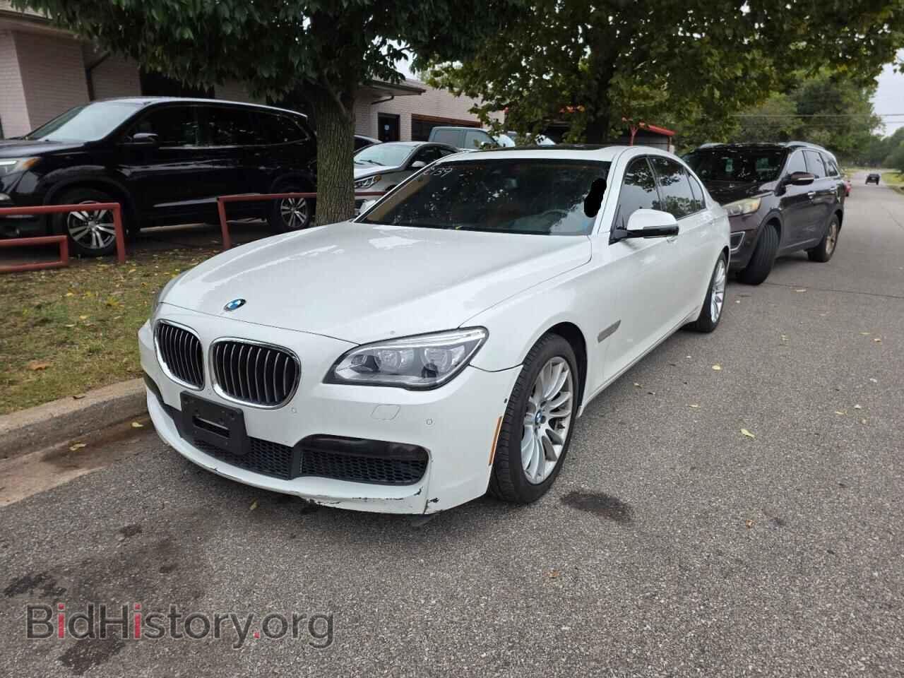 2015 BMW 7 SERIES - VIN: WBAYF8C59FD653920 - Фото 2