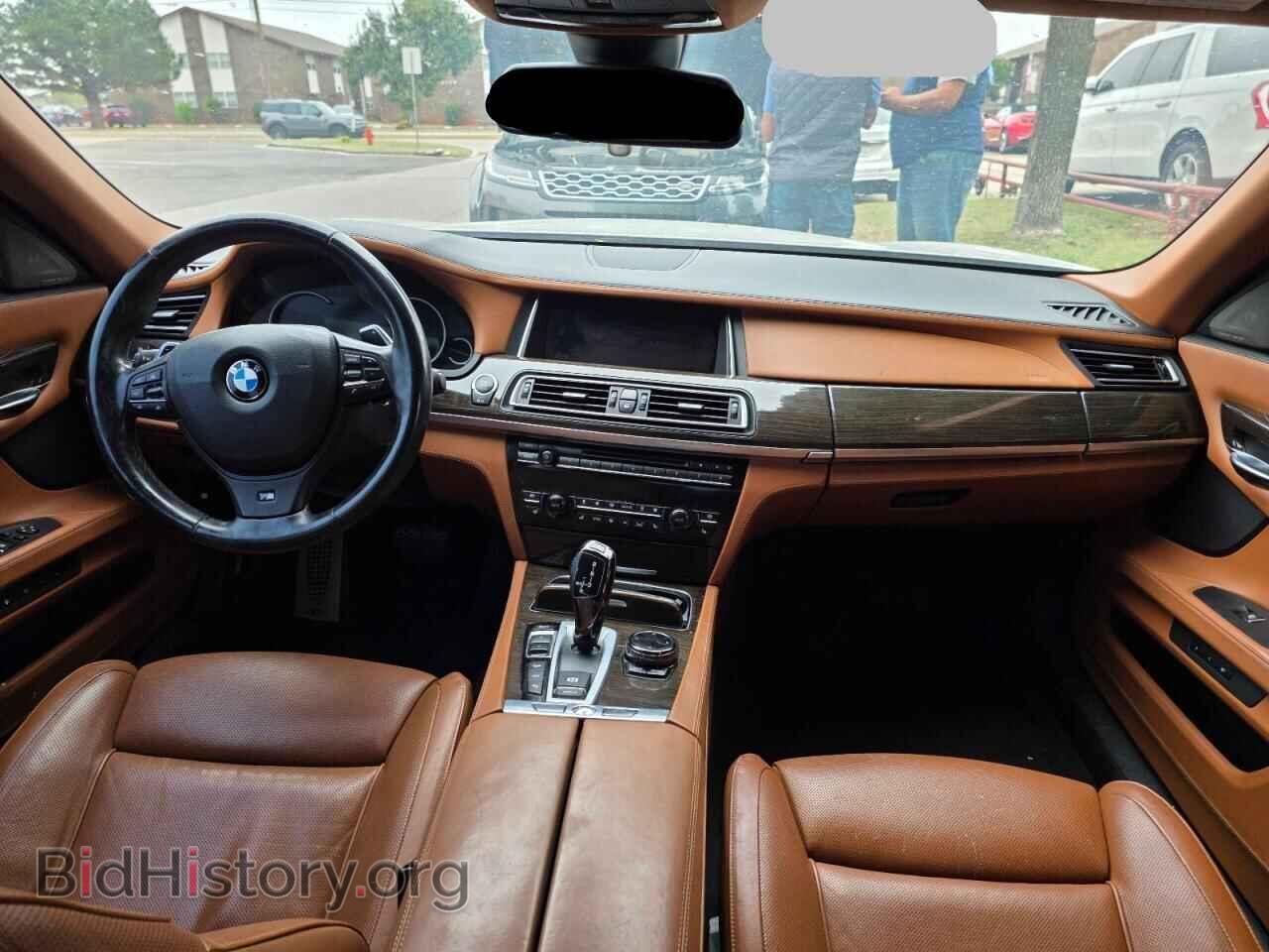 2015 BMW 7 SERIES - VIN: WBAYF8C59FD653920 - Фото 9