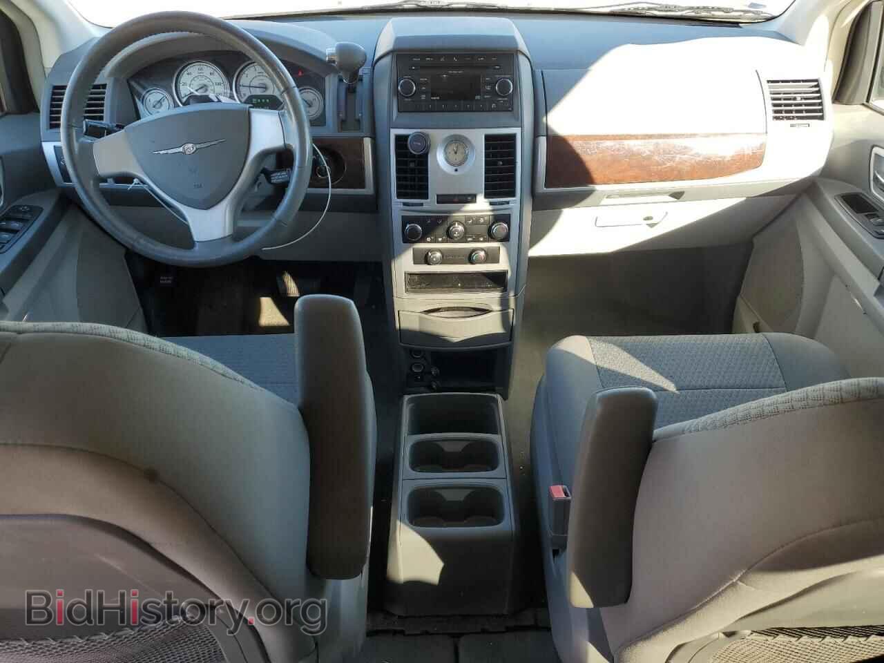2010 CHRYSLER MINIVAN - VIN: 2A4RR5D17AR260460 - Фото 8