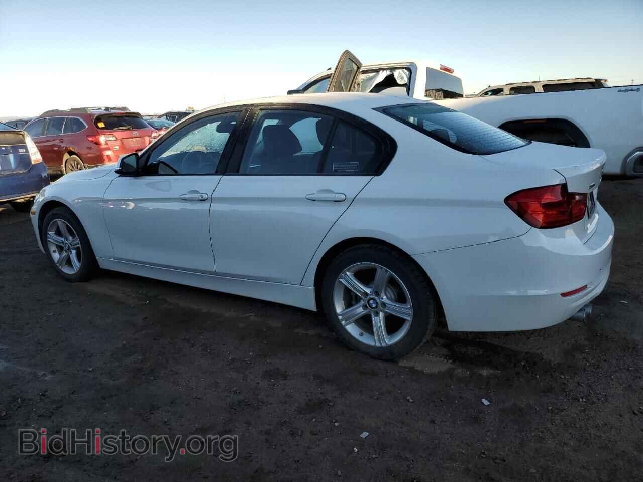 2014 BMW 3 SERIES - VIN: WBA3B5C52EF959185 - Фото 2