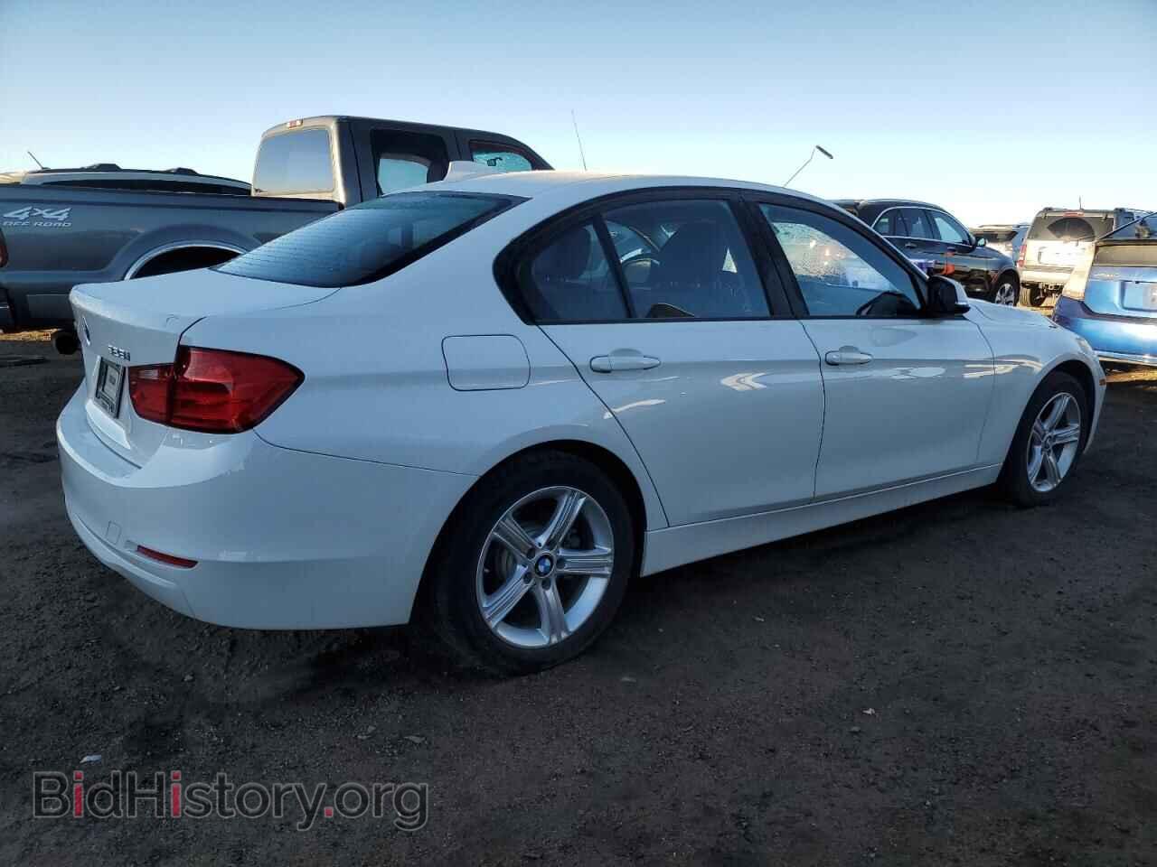 2014 BMW 3 SERIES - VIN: WBA3B5C52EF959185 - Фото 3