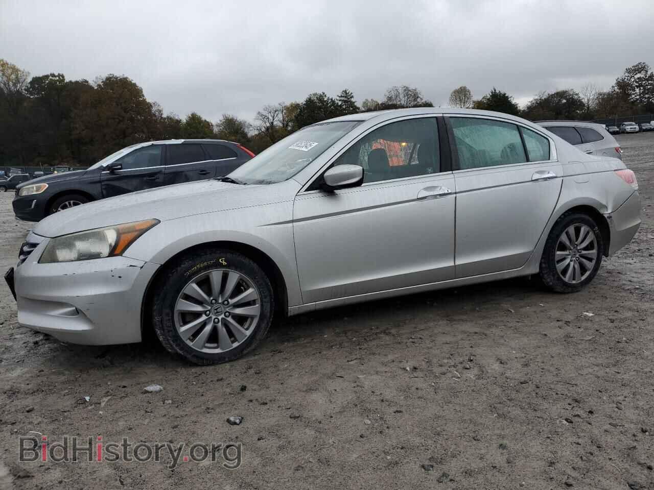 Photo 1HGCP3F89CA018147 - HONDA ACCORD 2012