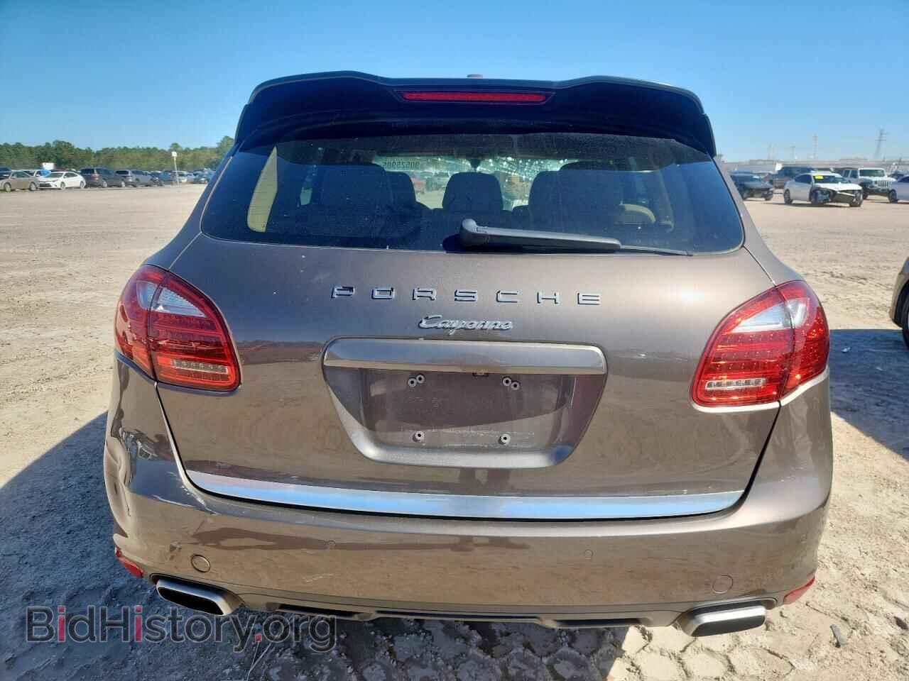 2011 PORSCHE CAYENNE - VIN: WP1AA2A21BLA04670 - Photo 6