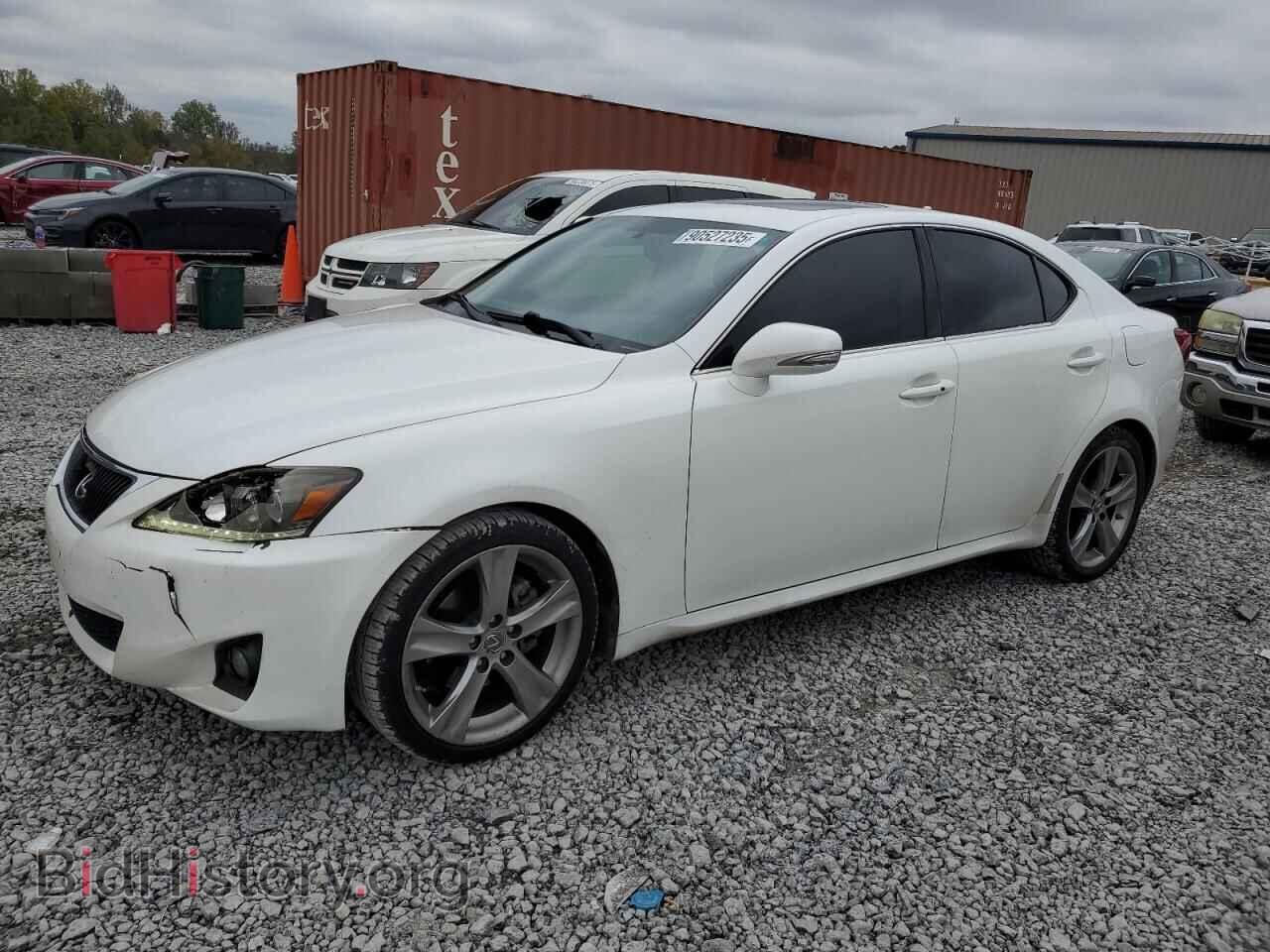Photo JTHBF5C22D5187864 - LEXUS IS 2013