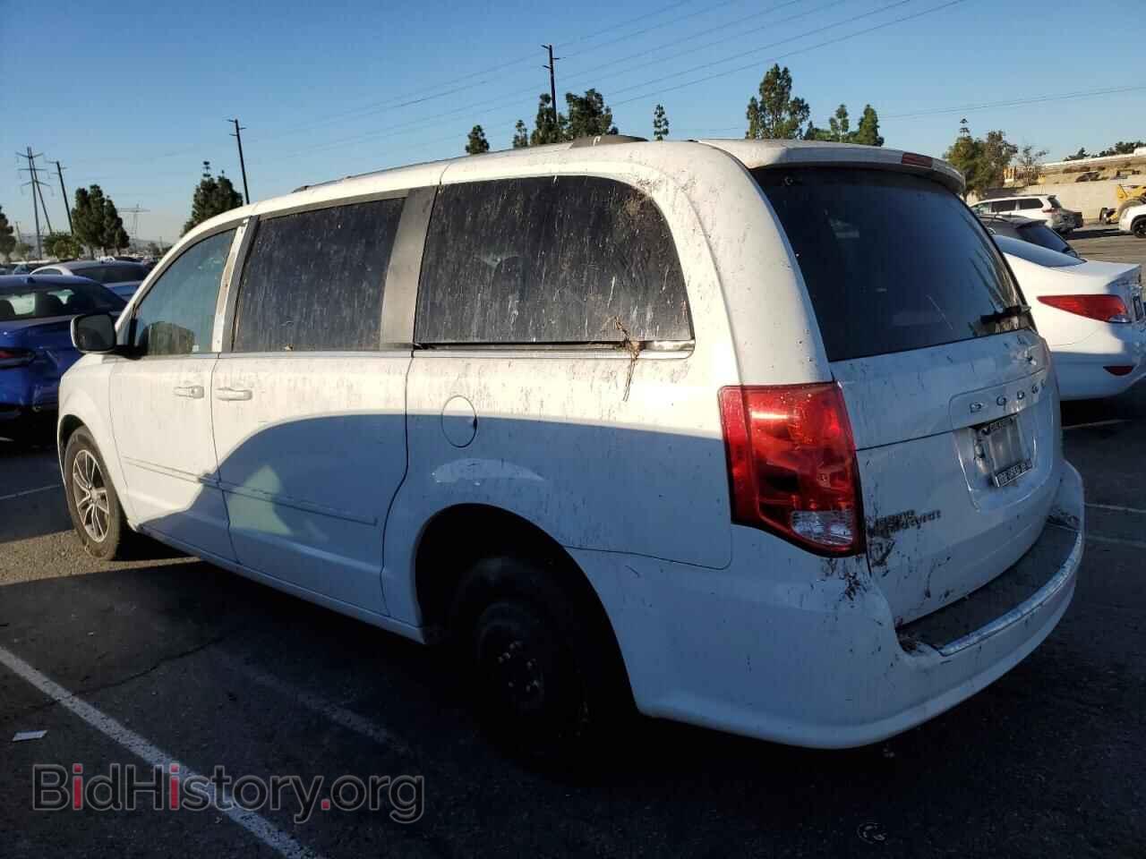 2017 DODGE CARAVAN - VIN: 2C4RDGCG7HR818260 - Фото 2