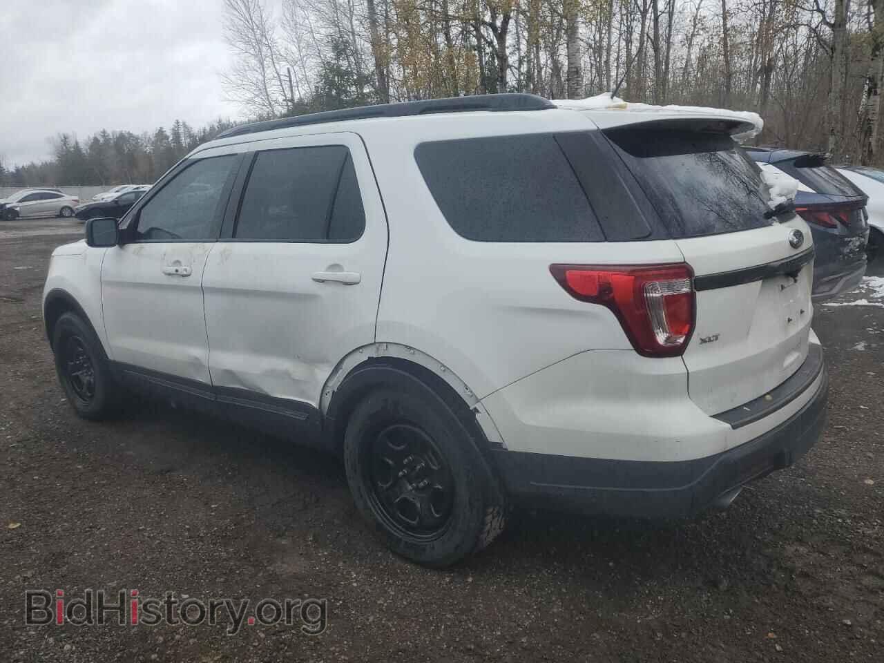 2018 FORD EXPLORER - VIN: 1FM5K8D82JGB49044 - Фото 2