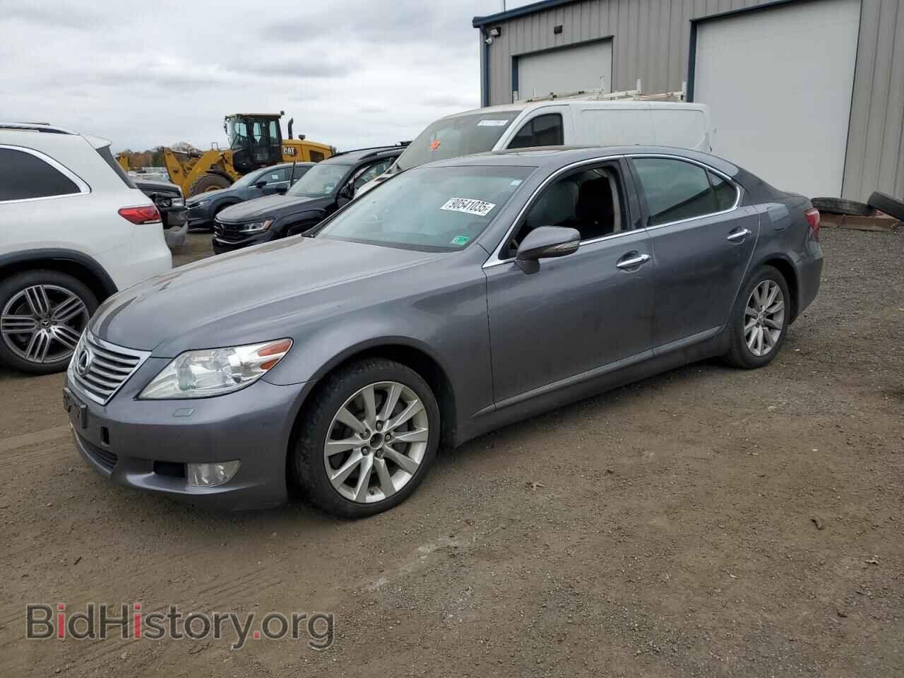 Фотография JTHCL5EF8C5015138 - LEXUS LS460 2012