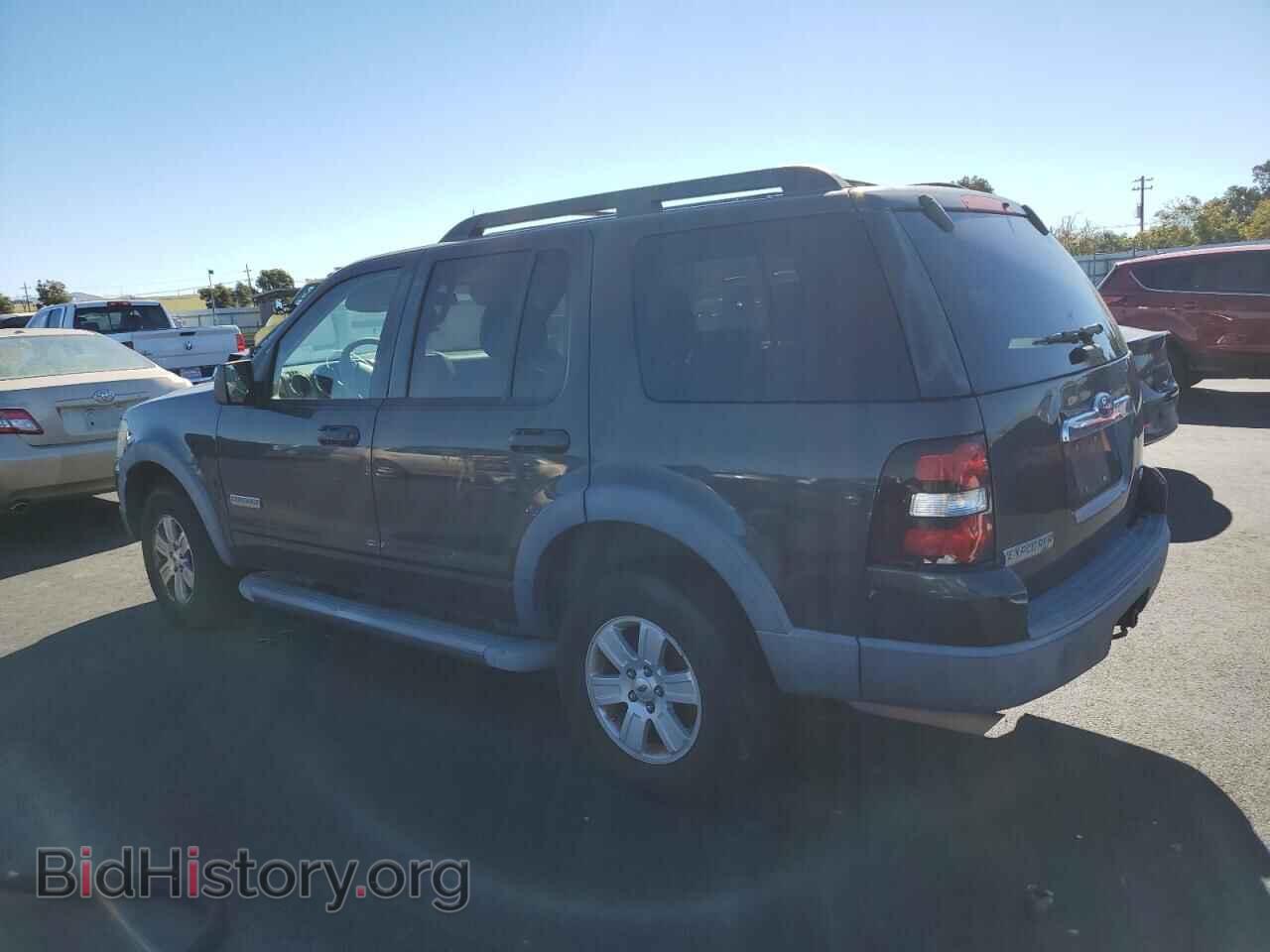 2007 FORD EXPLORER - VIN: 1FMEU63E67UB61360 - Фото 2