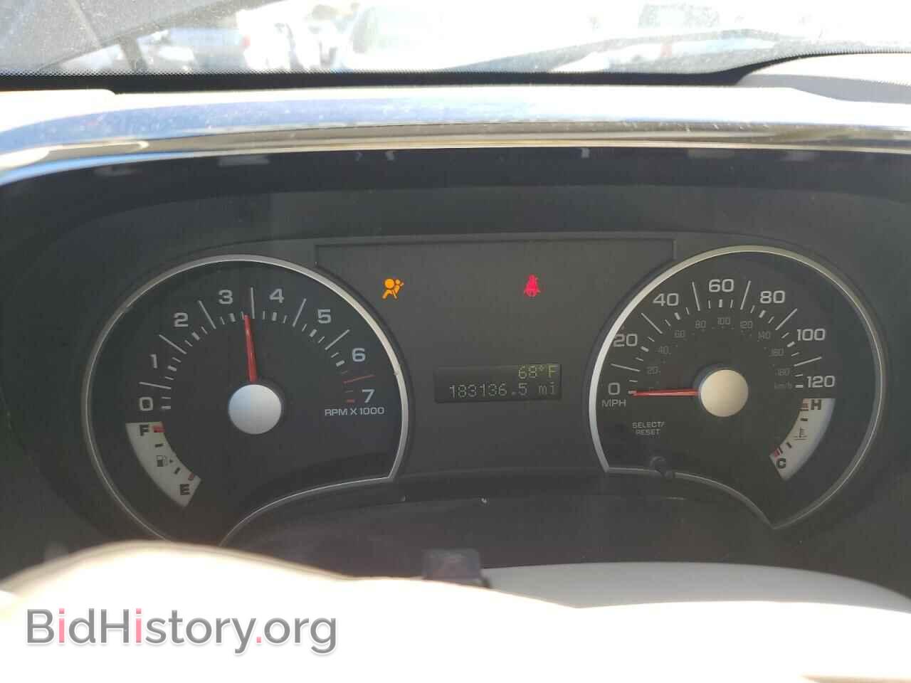 2007 FORD EXPLORER - VIN: 1FMEU63E67UB61360 - Фото 9