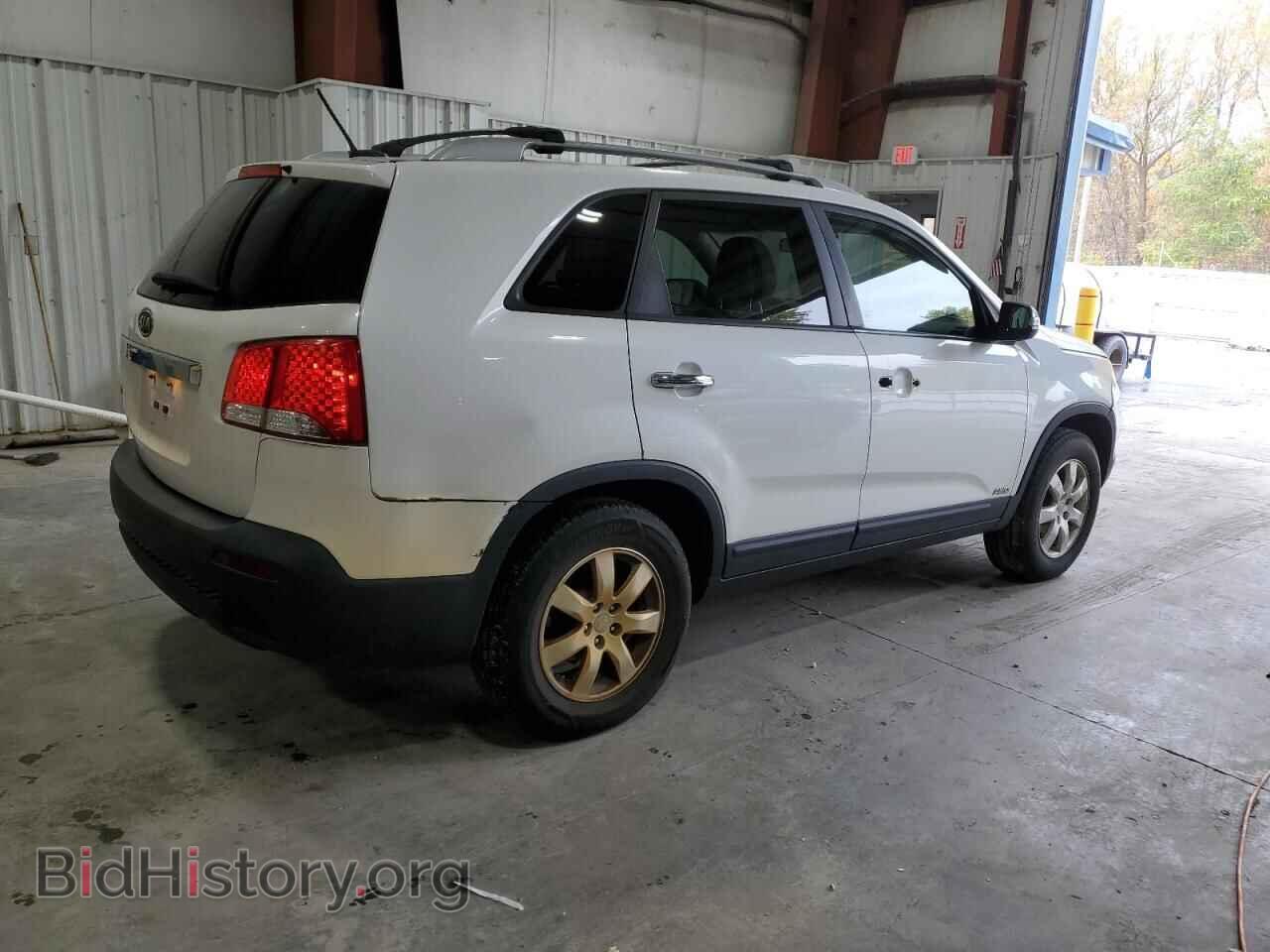 2011 KIA SORENTO - VIN: 5XYKTDA24BG165506 - Фото 3