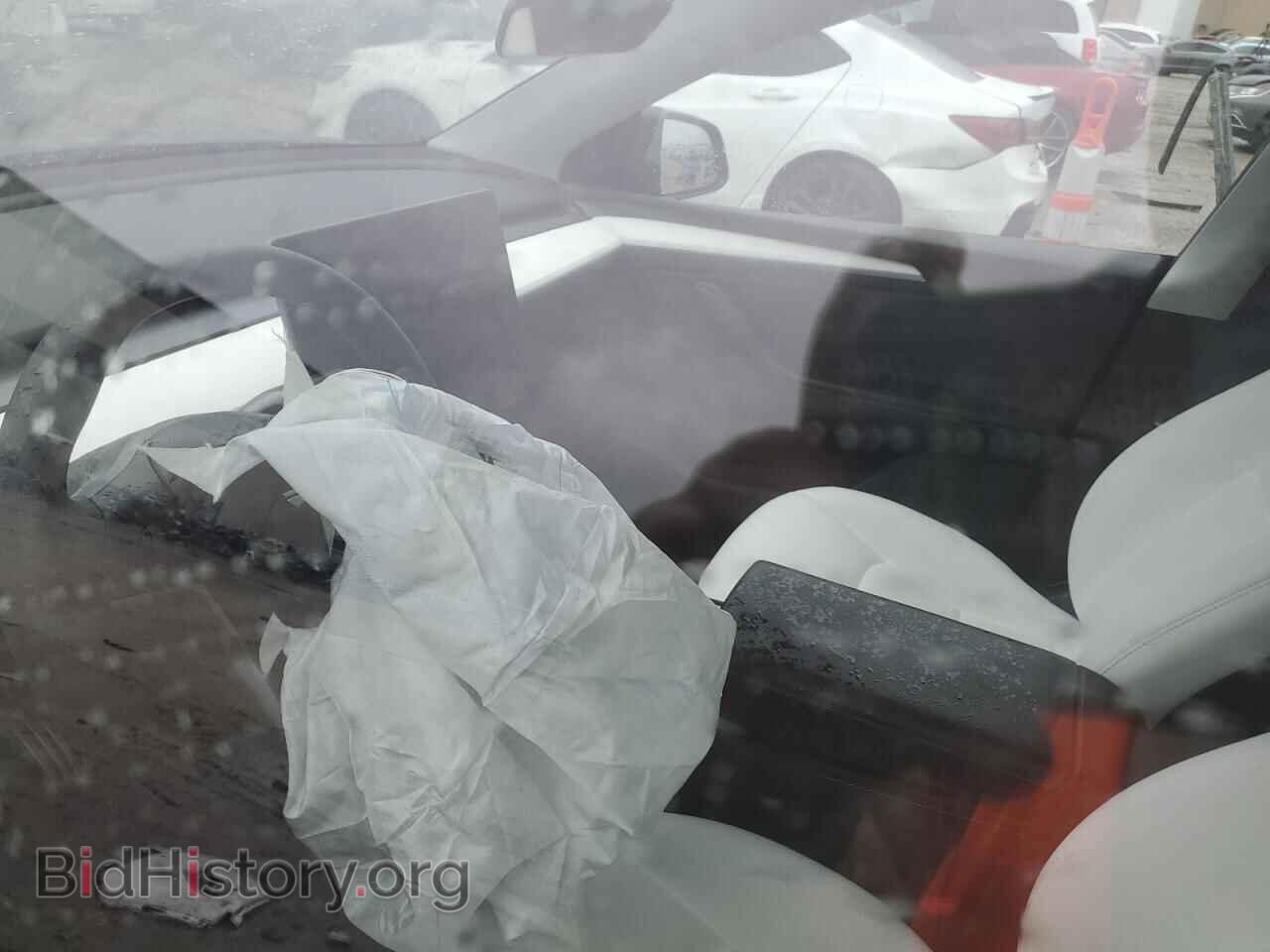 2024 TESLA MODEL Y - VIN: 7SAYGDEEXRA236664 - Фото 9