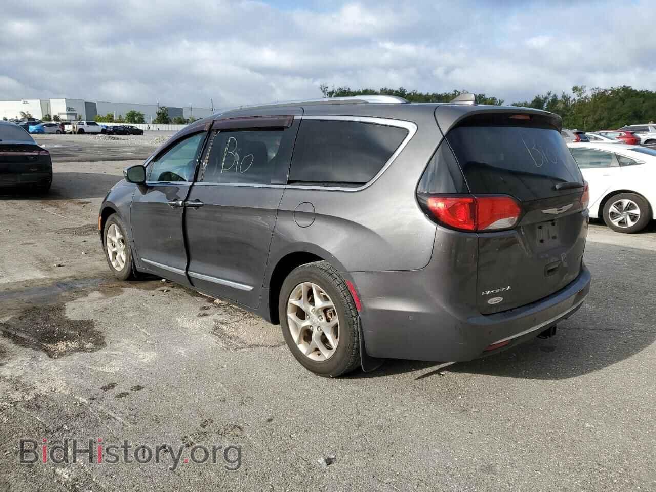 2017 CHRYSLER PACIFICA - VIN: 2C4RC1GG2HR841360 - Photo 2