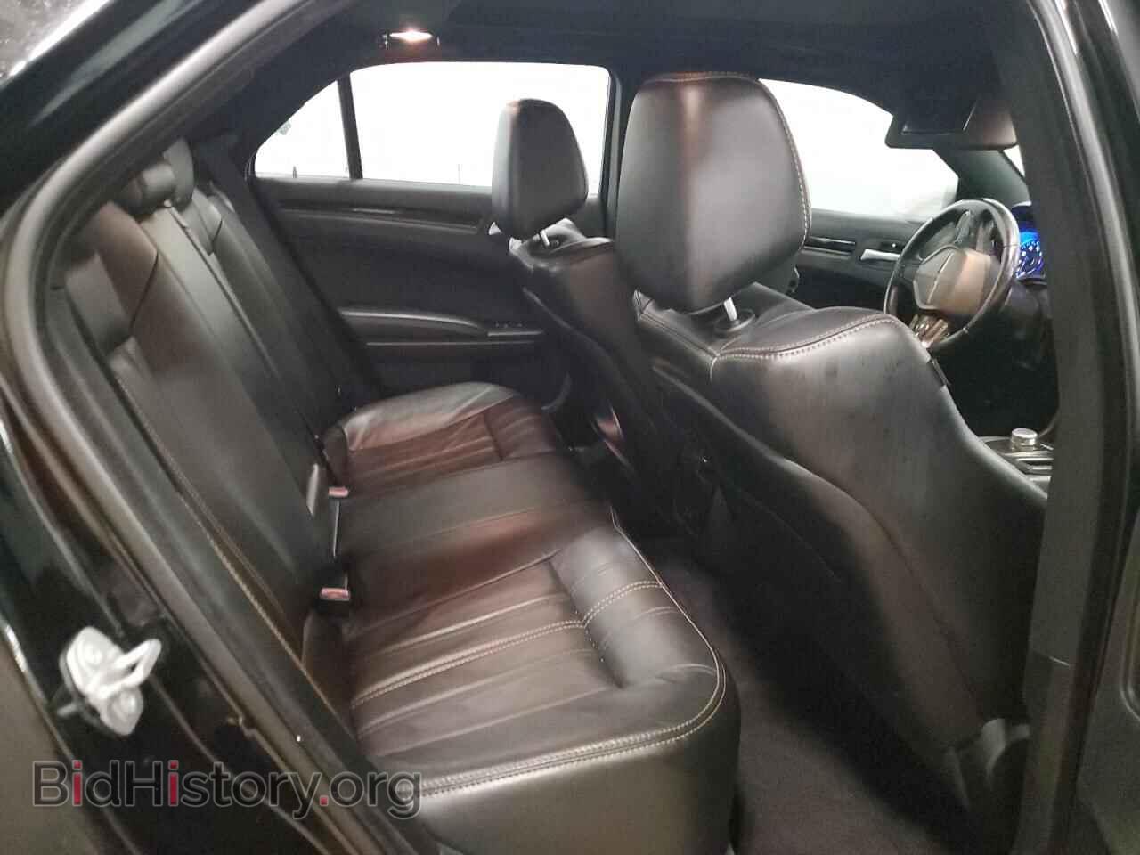 2016 CHRYSLER 300 - VIN: 2C3CCAGG2GH296579 - Фото 10