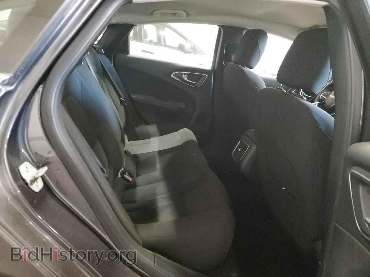2015 CHRYSLER 200 - VIN: 1C3CCCABXFN526772 - Фото 10