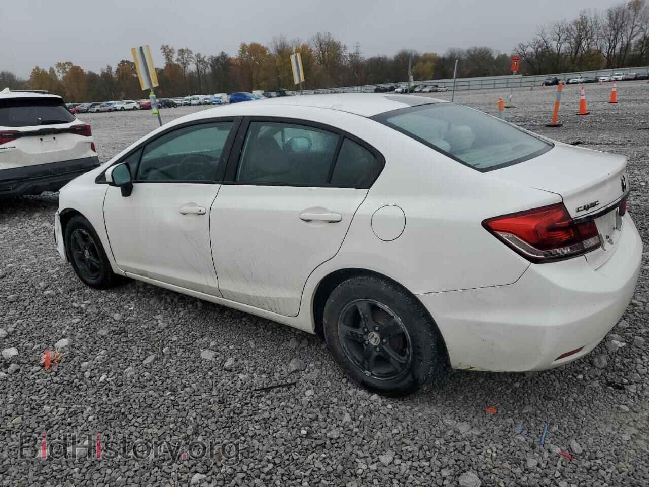 2015 HONDA CIVIC - VIN: 2HGFB2F70FH532231 - Фото 2