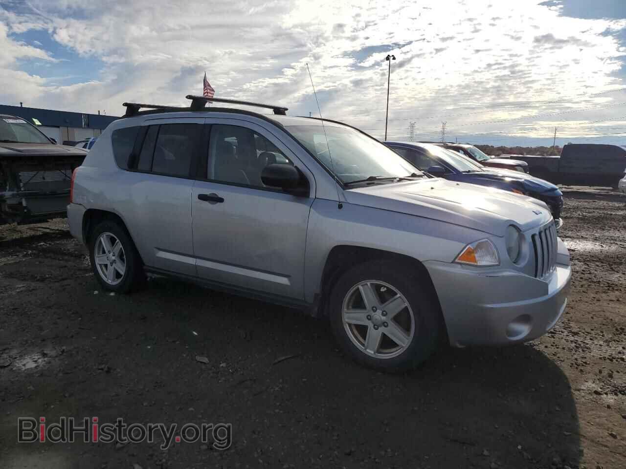 2007 JEEP COMPASS - VIN: 1J8FT47087D291681 - Photo 4