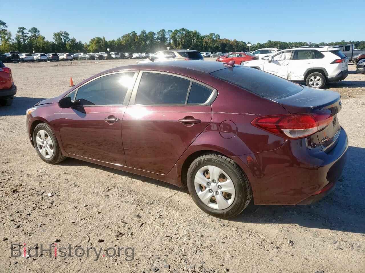 2017 KIA FORTE - VIN: 3KPFK4A76HE142766 - Фото 2