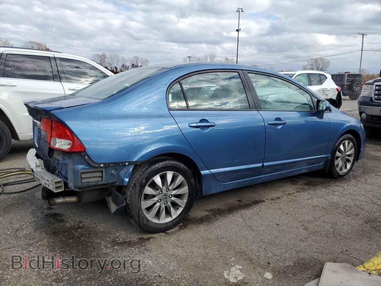 2010 HONDA CIVIC - VIN: 19XFA1F94AE017167 - Фото 3