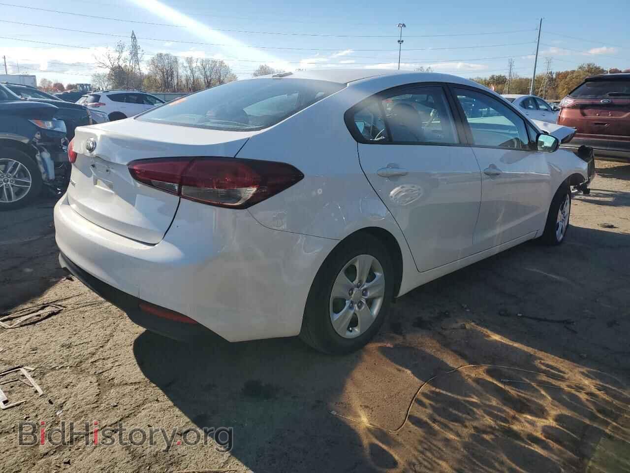 2017 KIA FORTE - VIN: 3KPFK4A72HE031552 - Фото 3