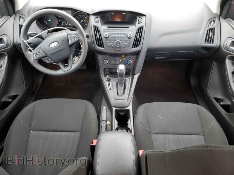 2016 Ford FOCUS (VIN 1FADP3F26GL365188) — фото 8 из 12