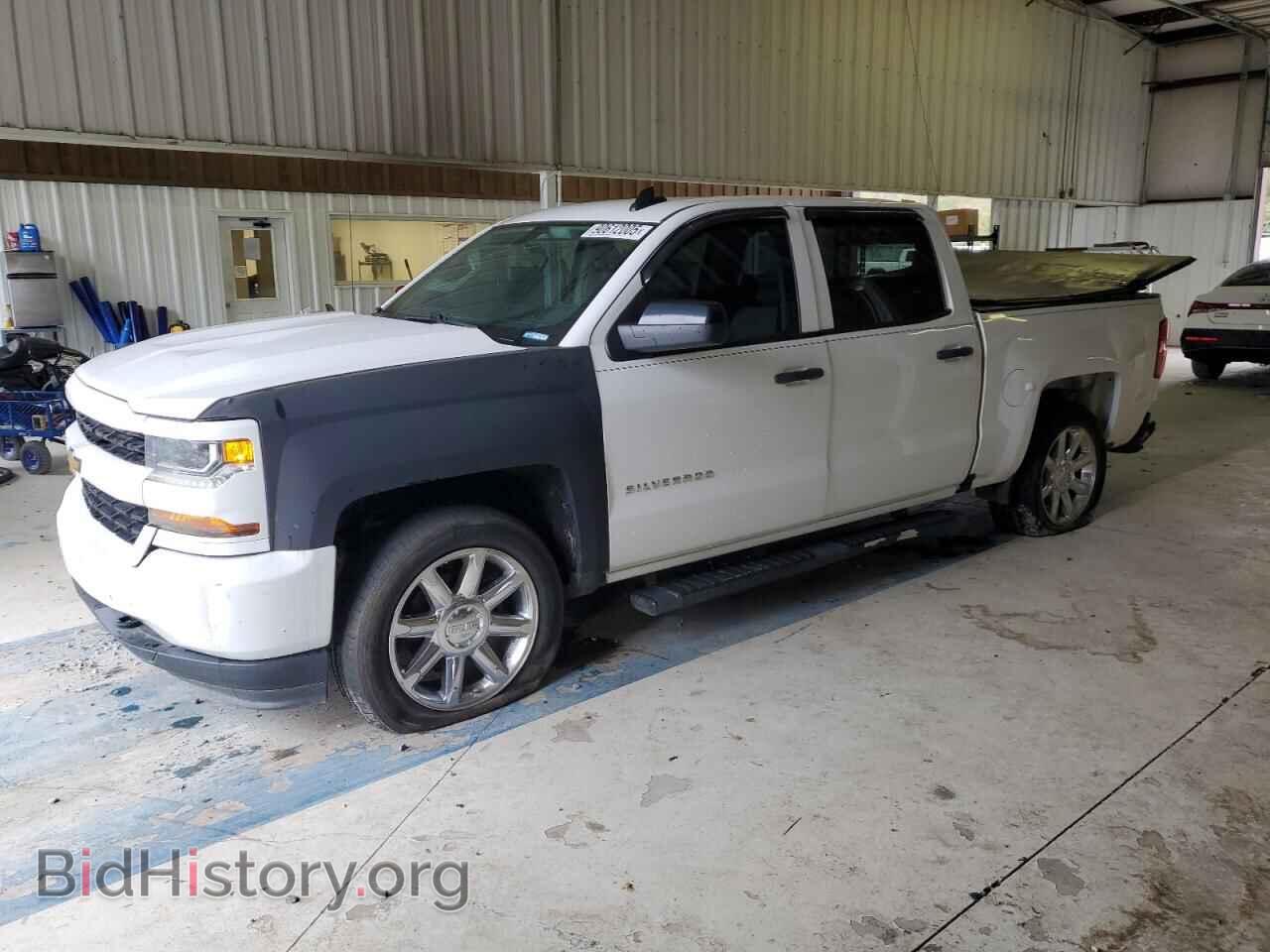 Photo 3GCPCPEC0JG180370 - CHEVROLET ALL Models 2018