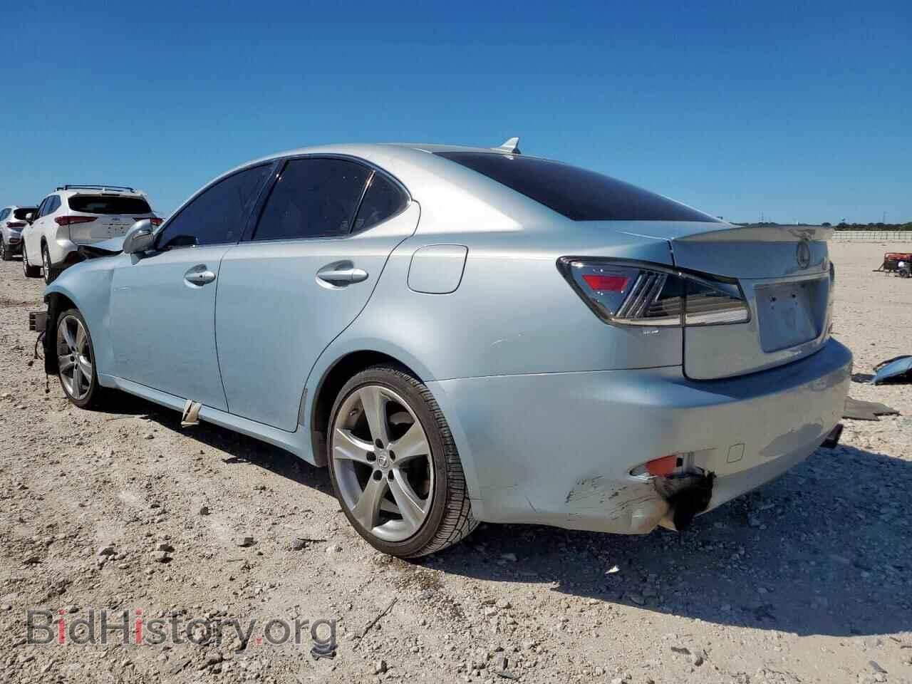 2011 LEXUS IS - VIN: JTHBF5C21B5154304 - Photo 2