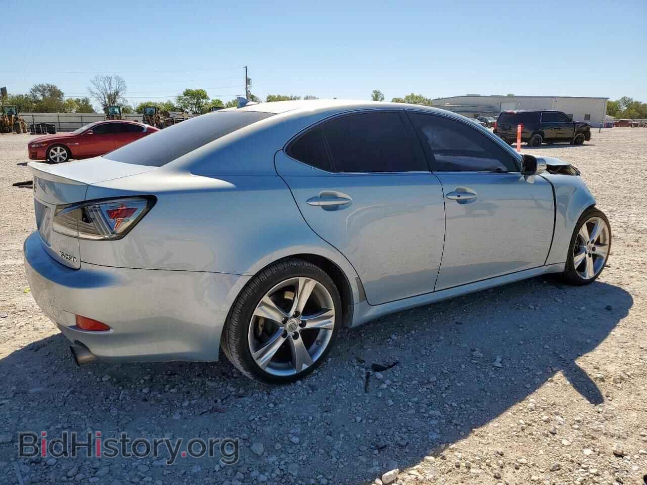 2011 LEXUS IS - VIN: JTHBF5C21B5154304 - Photo 3