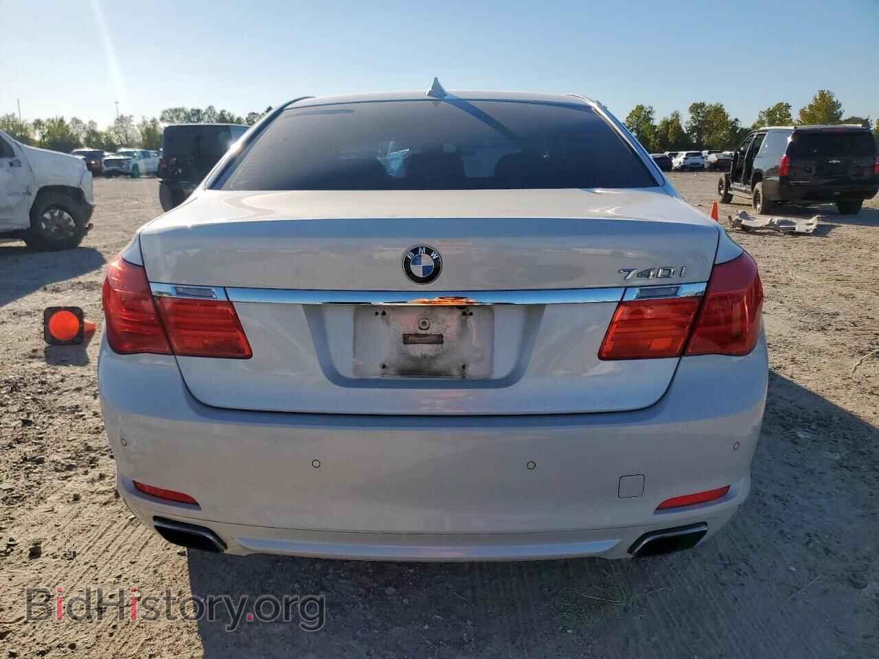 2012 BMW 7 SERIES - VIN: WBAKA4C50CC613885 - Фото 6