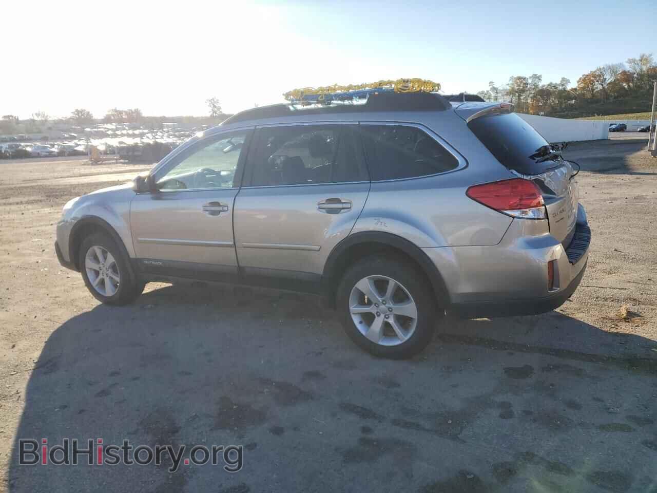 2014 SUBARU OUTBACK - VIN: 4S4BRBCC7E3233701 - Фото 2