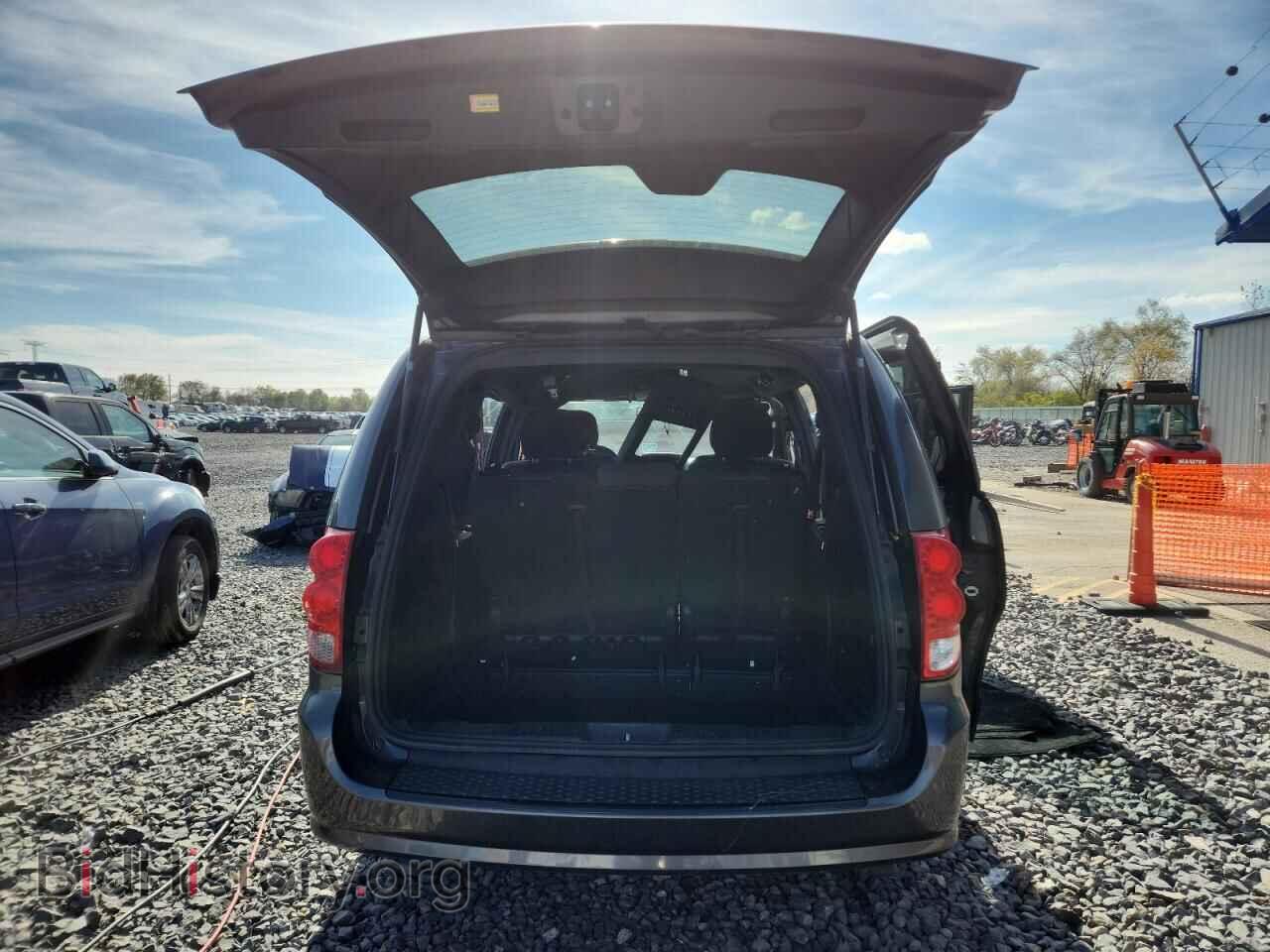2017 DODGE CARAVAN - VIN: 2C4RDGBG3HR820069 - Фото 6