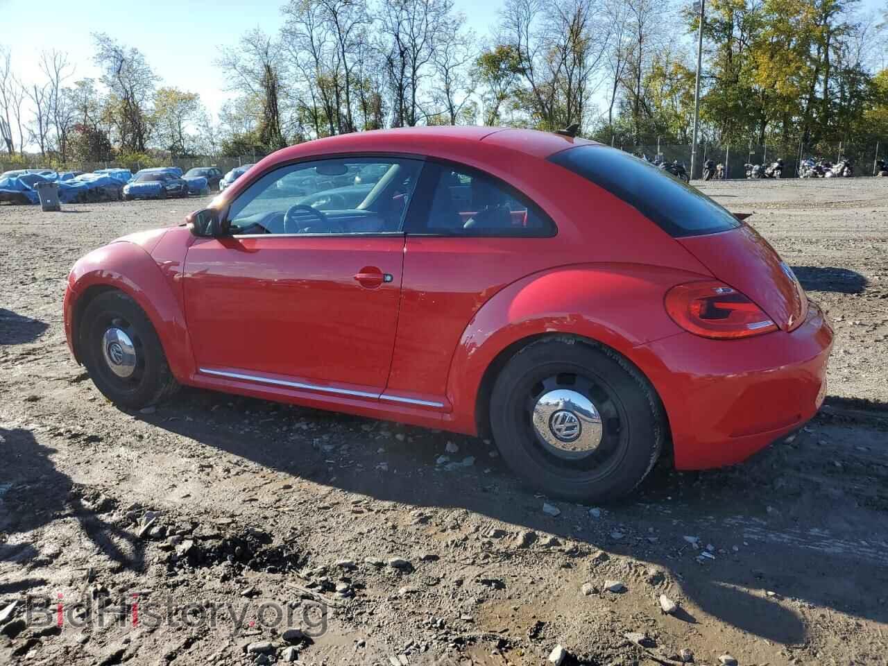 2014 VOLKSWAGEN BEETLE - VIN: 3VWJP7AT5EM617557 - Фото 2
