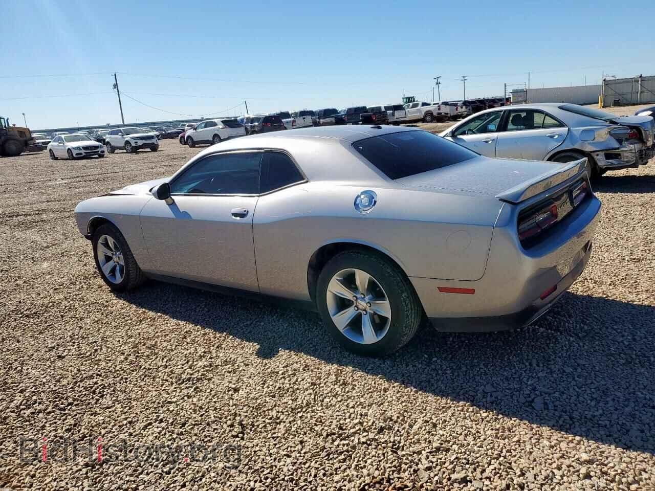 2018 DODGE CHALLENGER - VIN: 2C3CDZAG9JH111004 - Photo 2