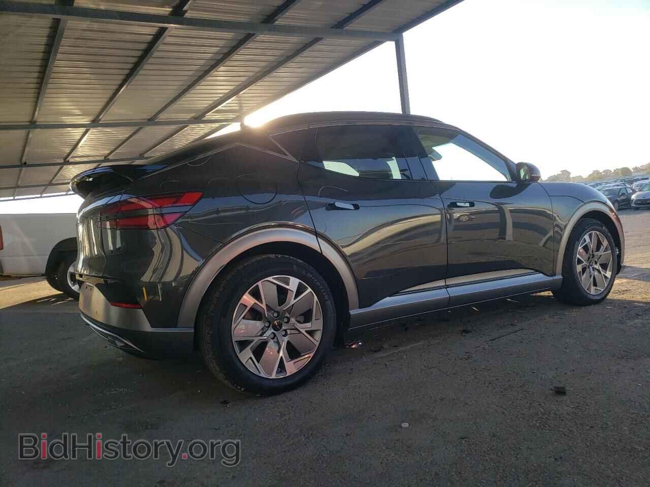 2024 GENESIS GV60 STAND - VIN: KMUKB4SA0RU021109 - Фото 3