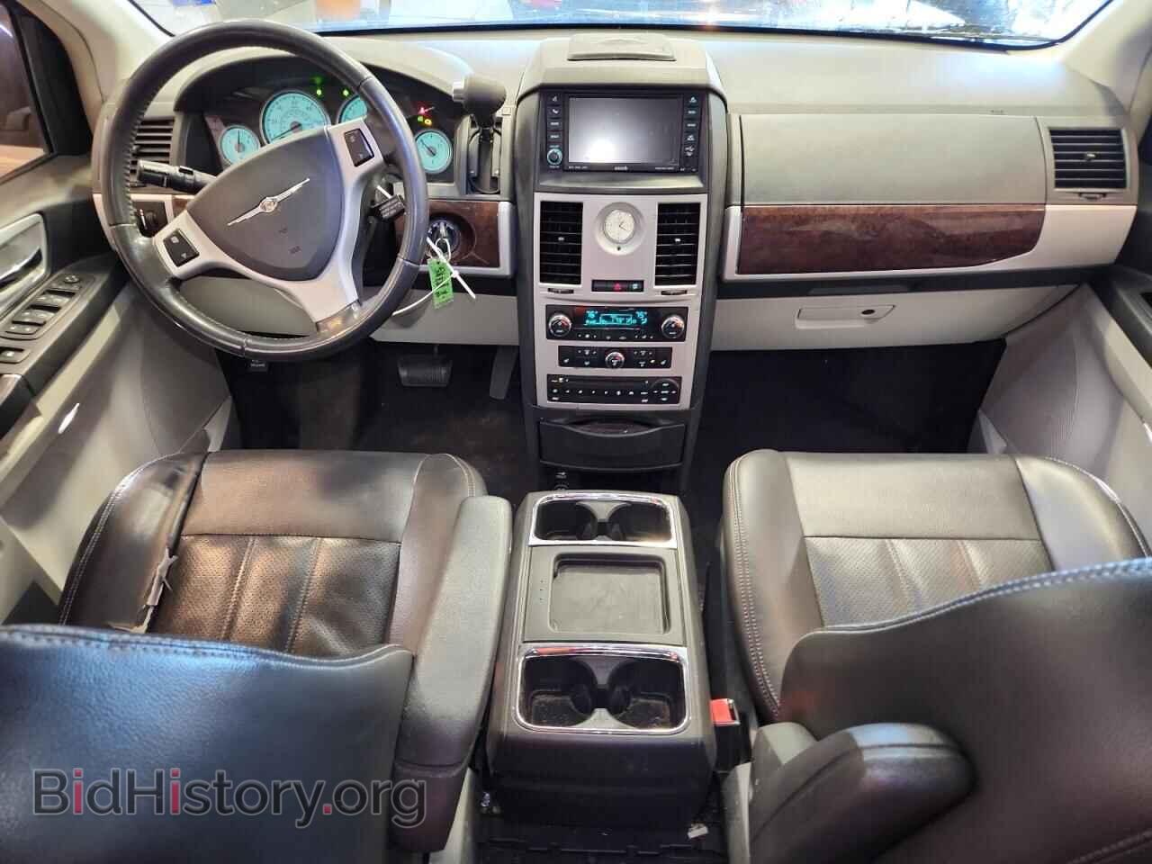 2010 CHRYSLER MINIVAN - VIN: 2A4RR8D12AR451706 - Фото 8