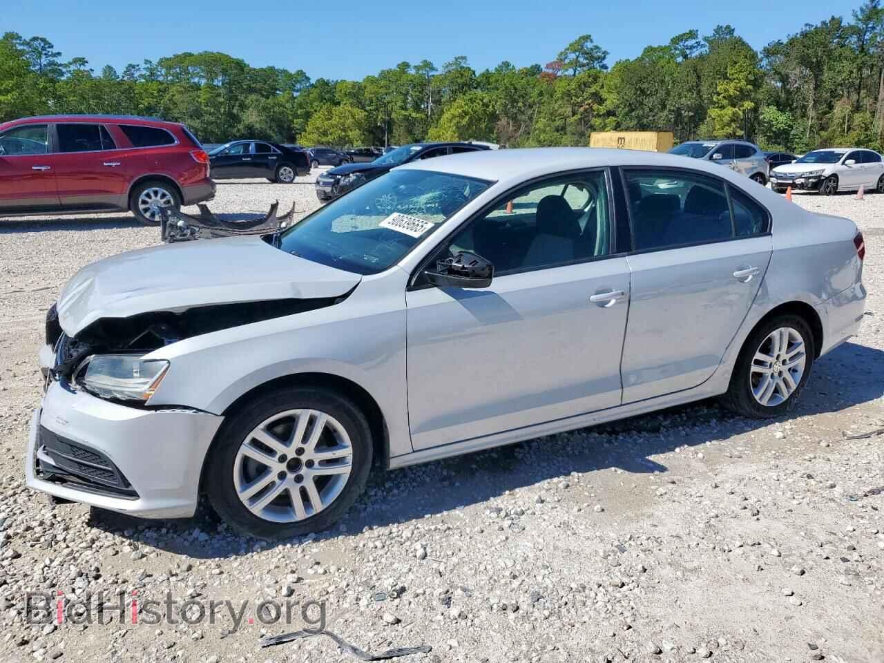 Photo 3VW2B7AJ5JM208034 - VOLKSWAGEN JETTA 2018