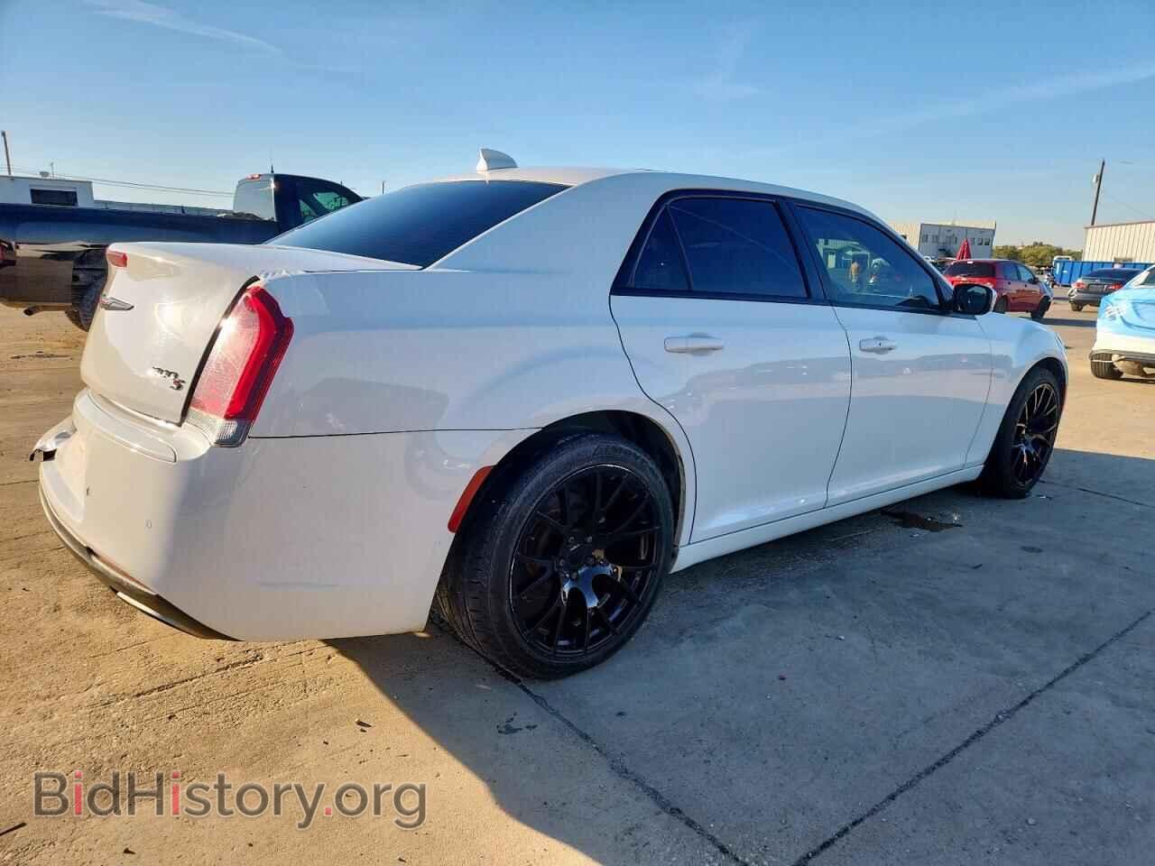 2021 CHRYSLER 300 - VIN: 2C3CCABG2MH550178 - Photo 3