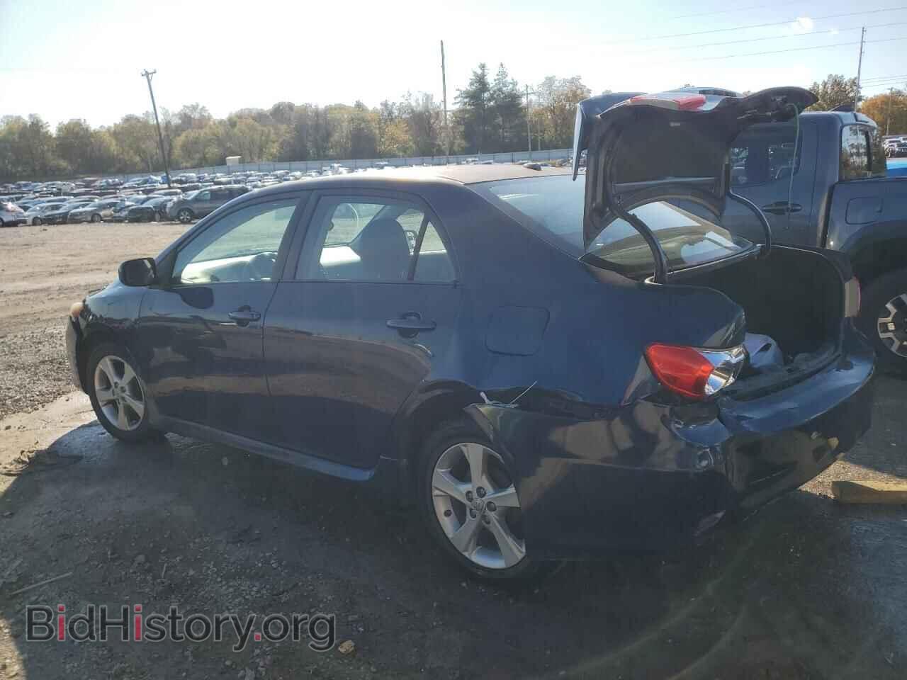 2011 TOYOTA COROLLA - VIN: 2T1BU4EE2BC682137 - Фото 2