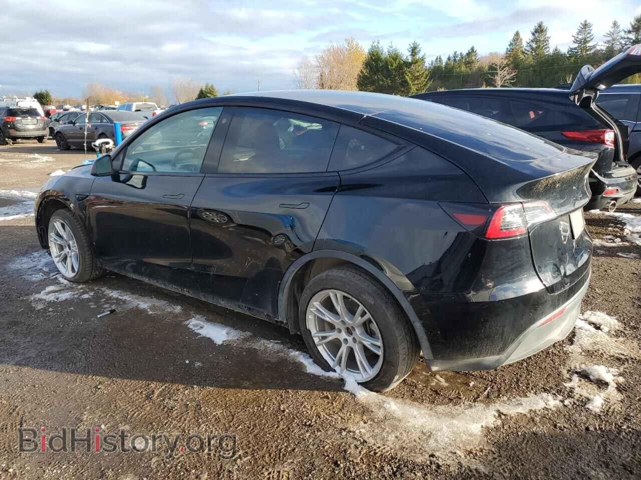2023 TESLA MODEL Y - VIN: 7SAYGDEE5PF648085 - Фото 2
