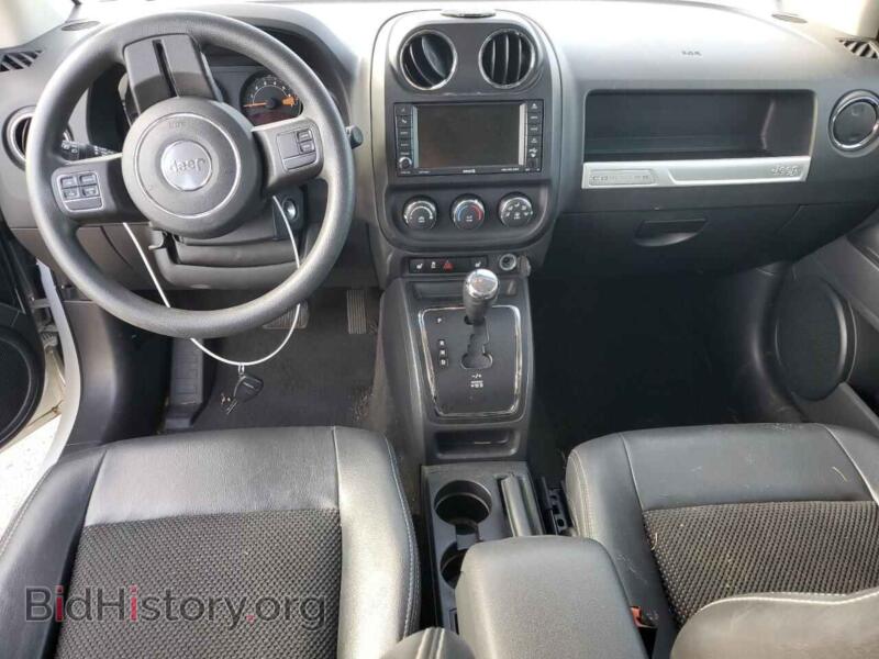 2015 Jeep COMPASS (VIN 1C4NJCBA6FD341737) — фото 8 из 14