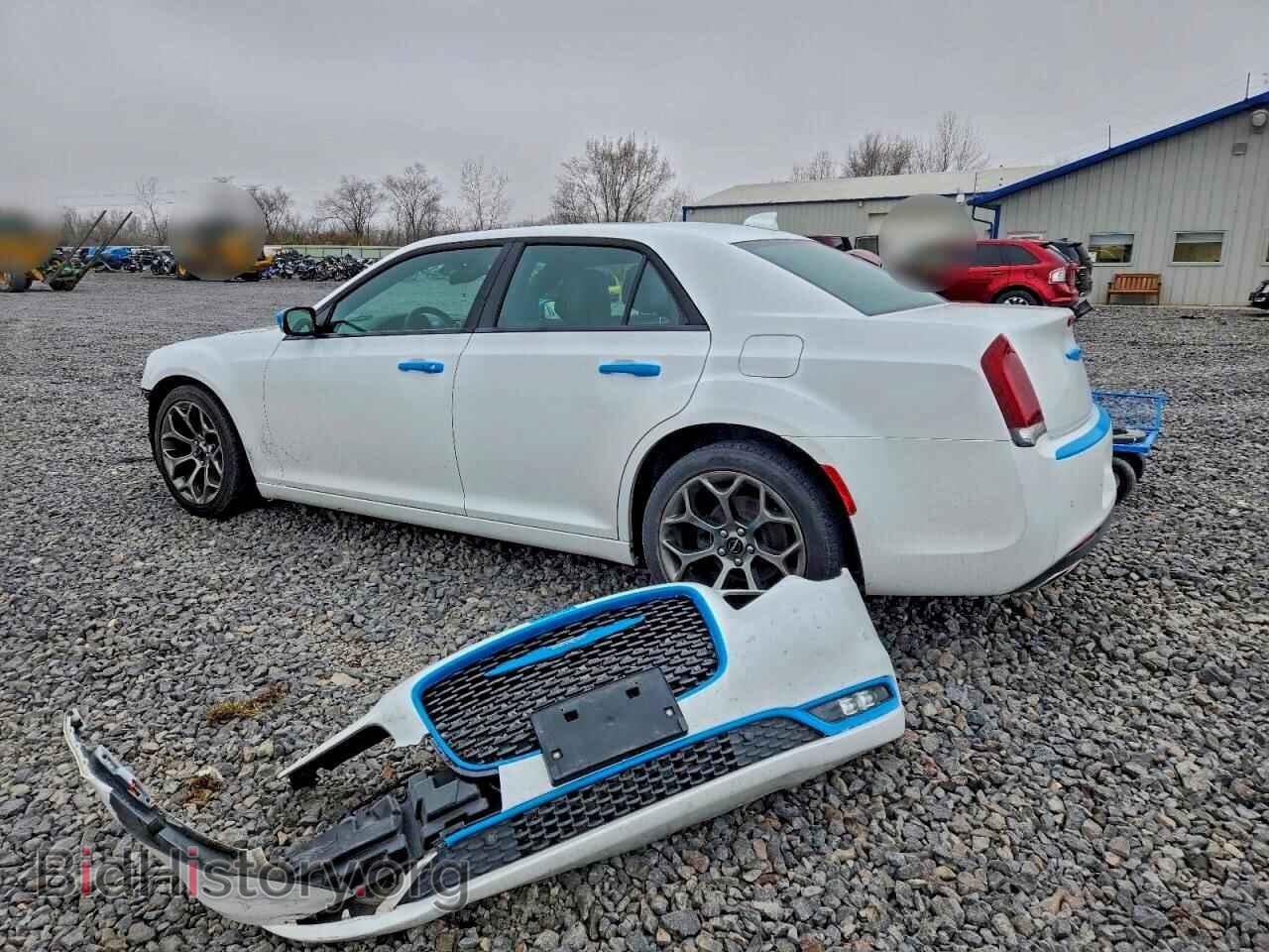 2018 CHRYSLER 300 - VIN: 2C3CCABG2JH291994 - Фото 2