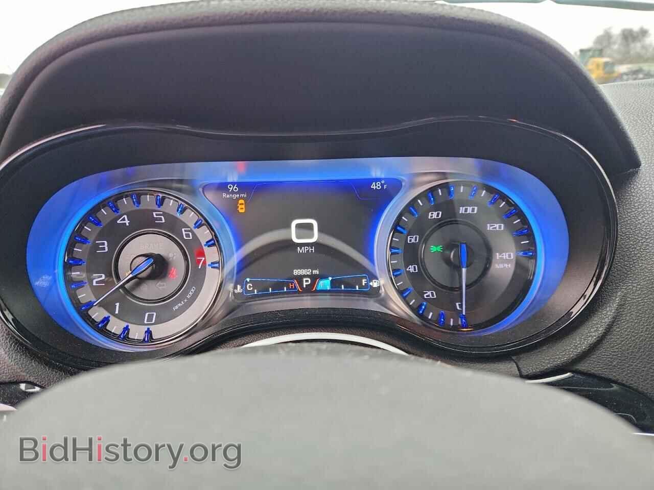 2018 CHRYSLER 300 - VIN: 2C3CCABG2JH291994 - Фото 9