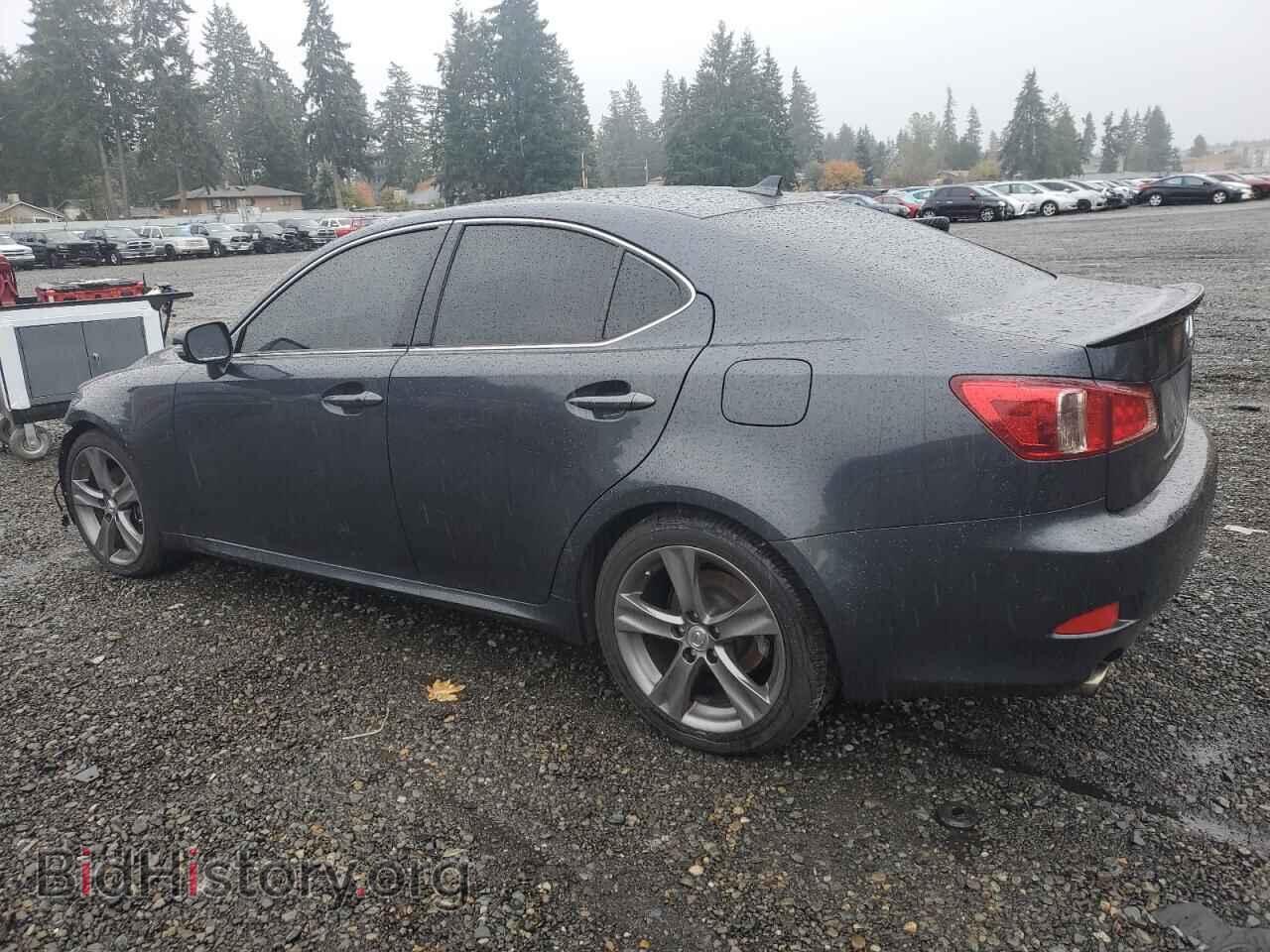 2011 LEXUS IS - VIN: JTHBF5C21B5151502 - Photo 2