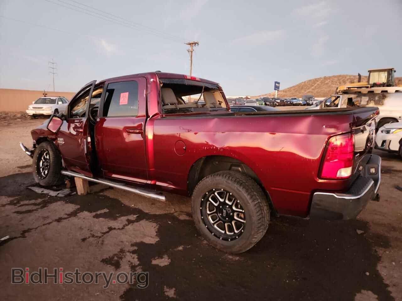 2019 RAM 1500 - VIN: 1C6RR7TT1KS597024 - Фото 2