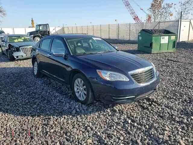 2013 CHRYSLER 200 - VIN: 1C3CCBCG9DN747053 - Фото 13